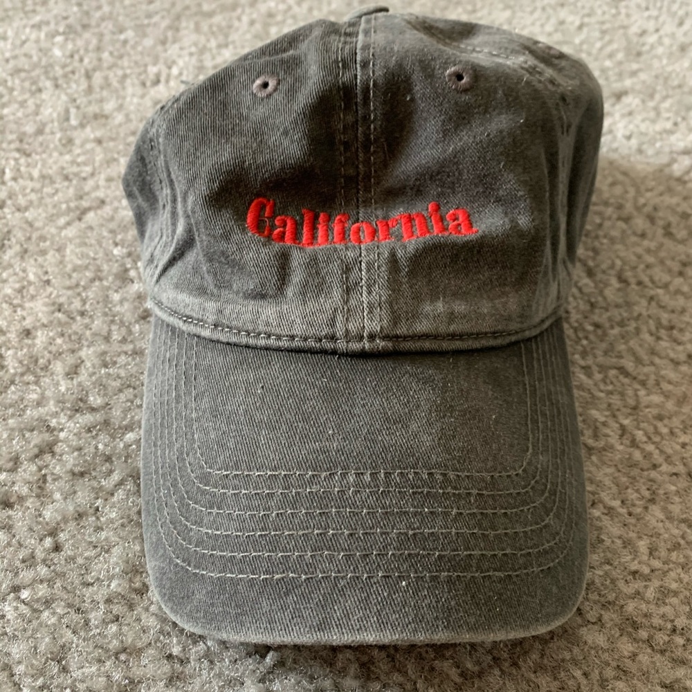 Brandy Melville California Hat